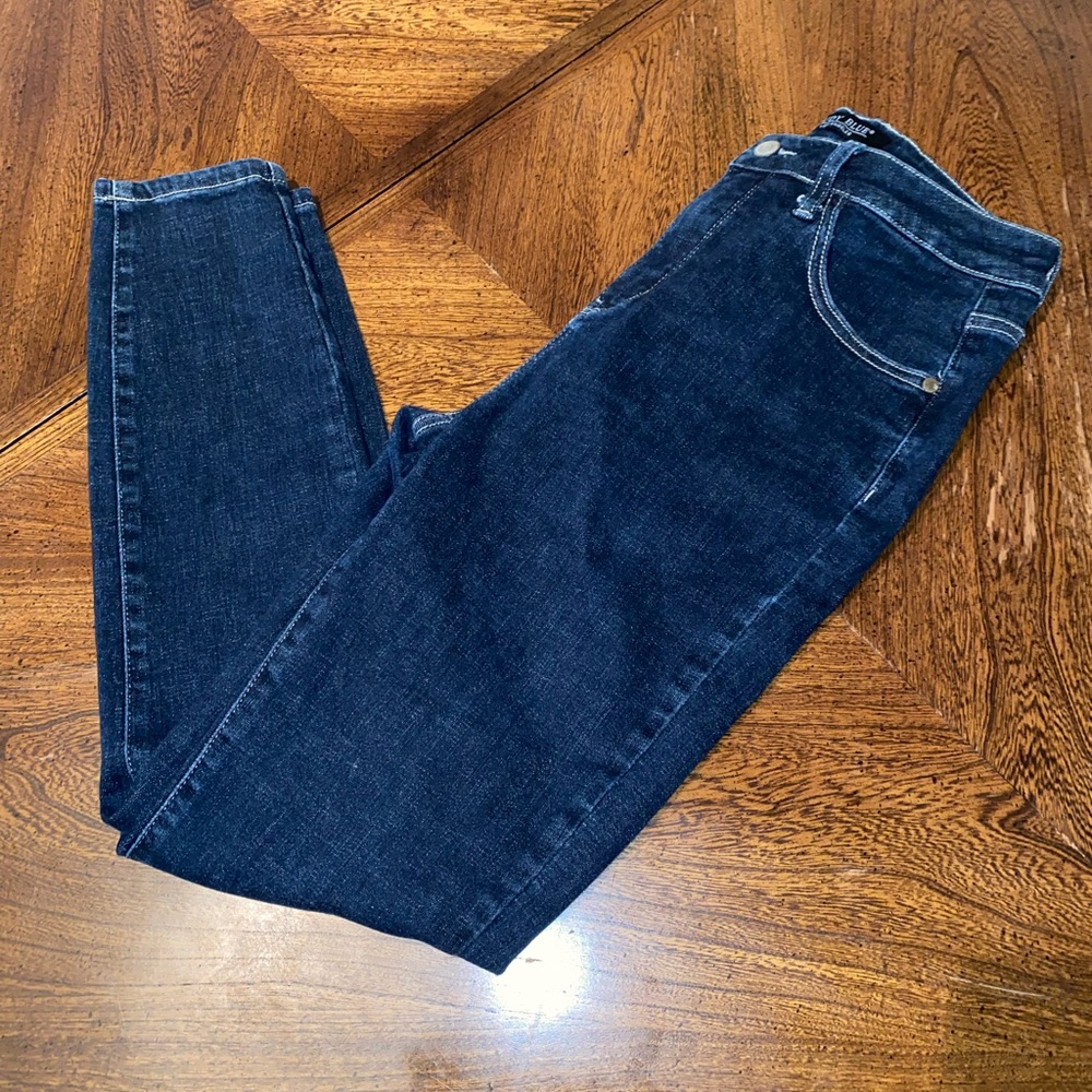 NWOT Judy Blue Jeans Size 9